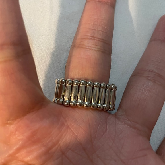 Ring - Picture 2 of 2